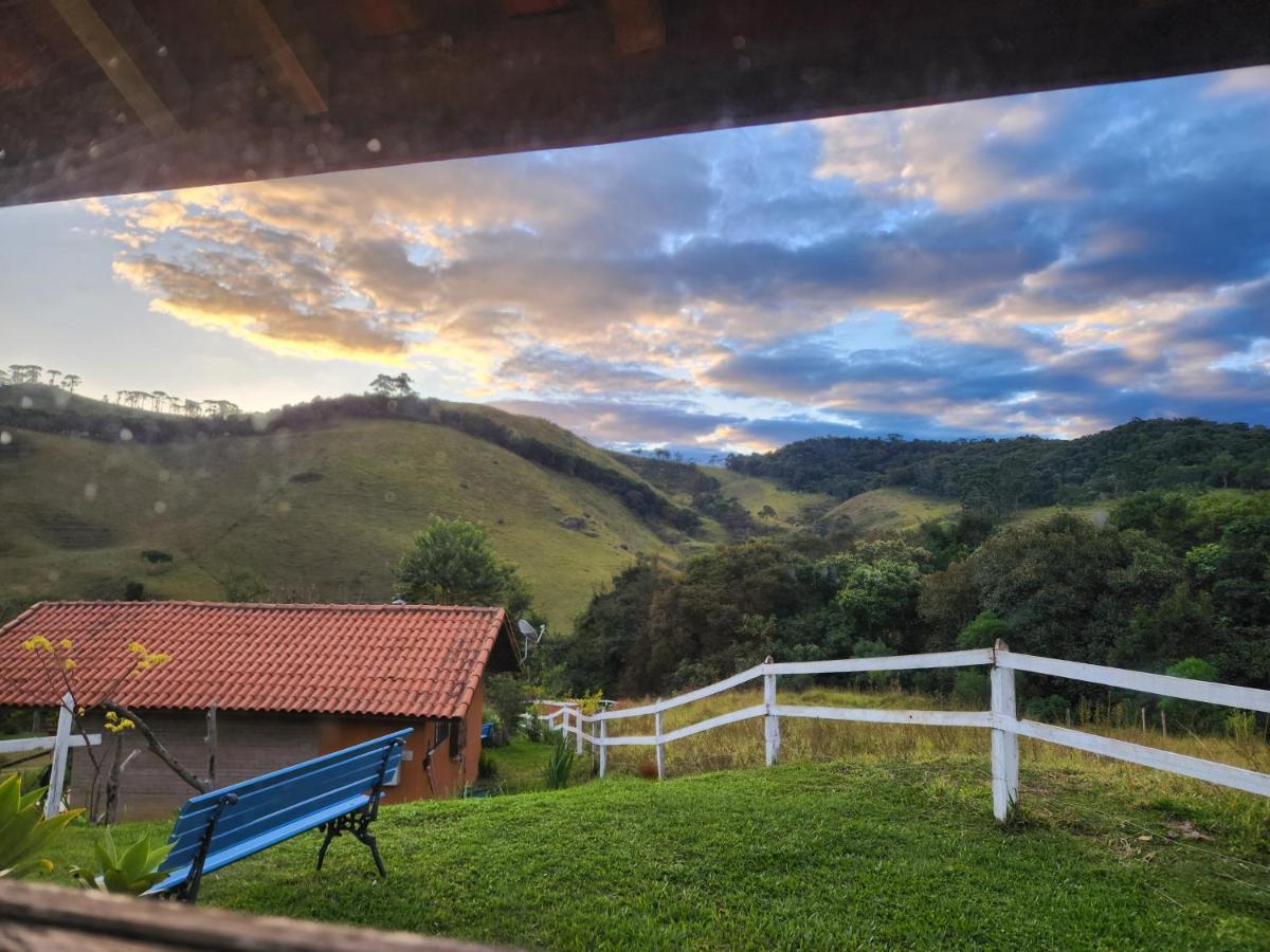 Pousada Vale Monte Azul Santo Antônio do Pinhal Kültér fotó